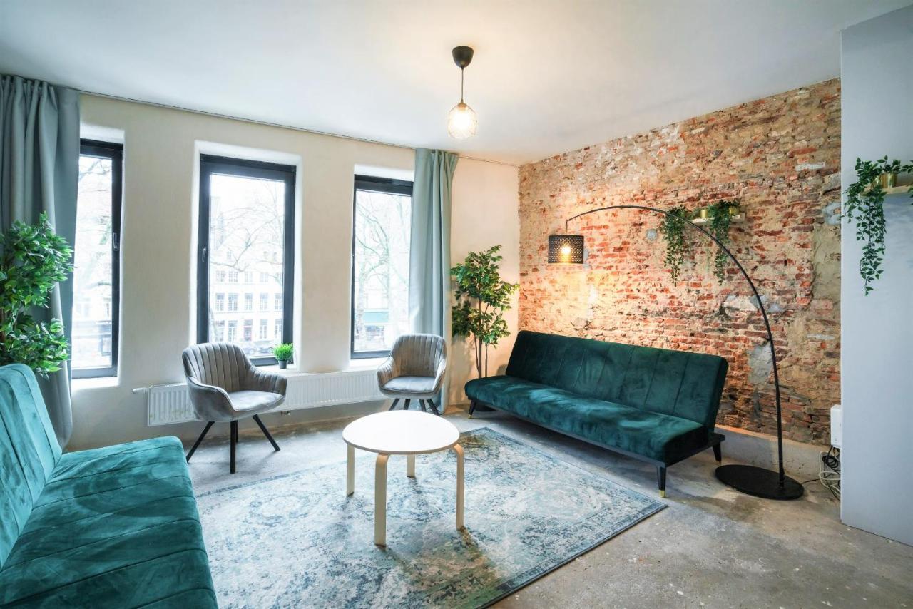 The Industrial Apartment *