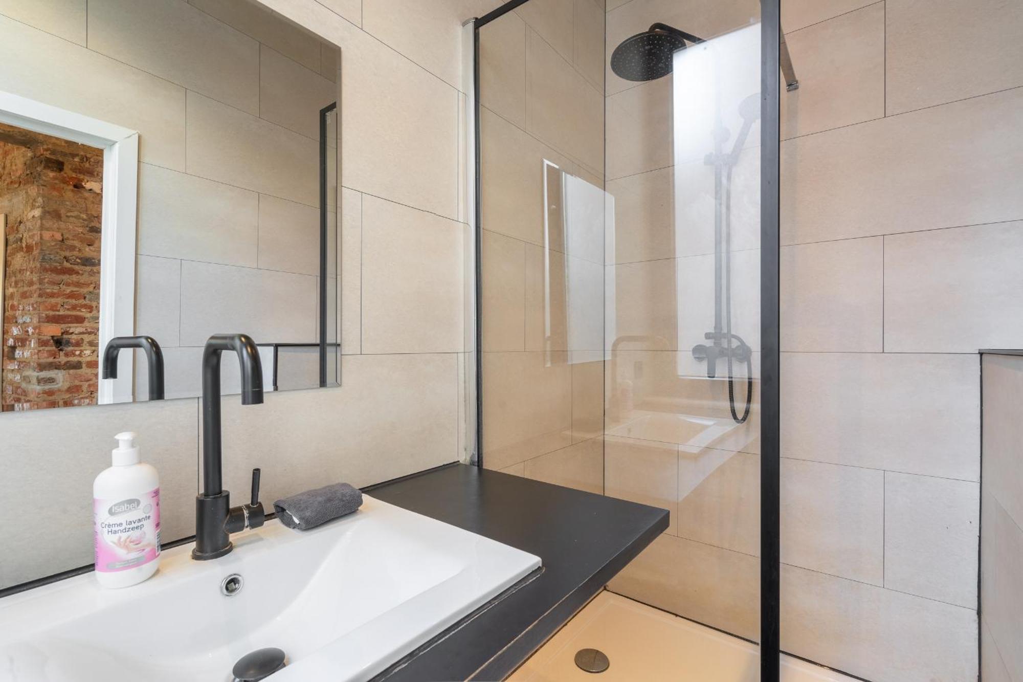 The Industrial Apartamento Amberes